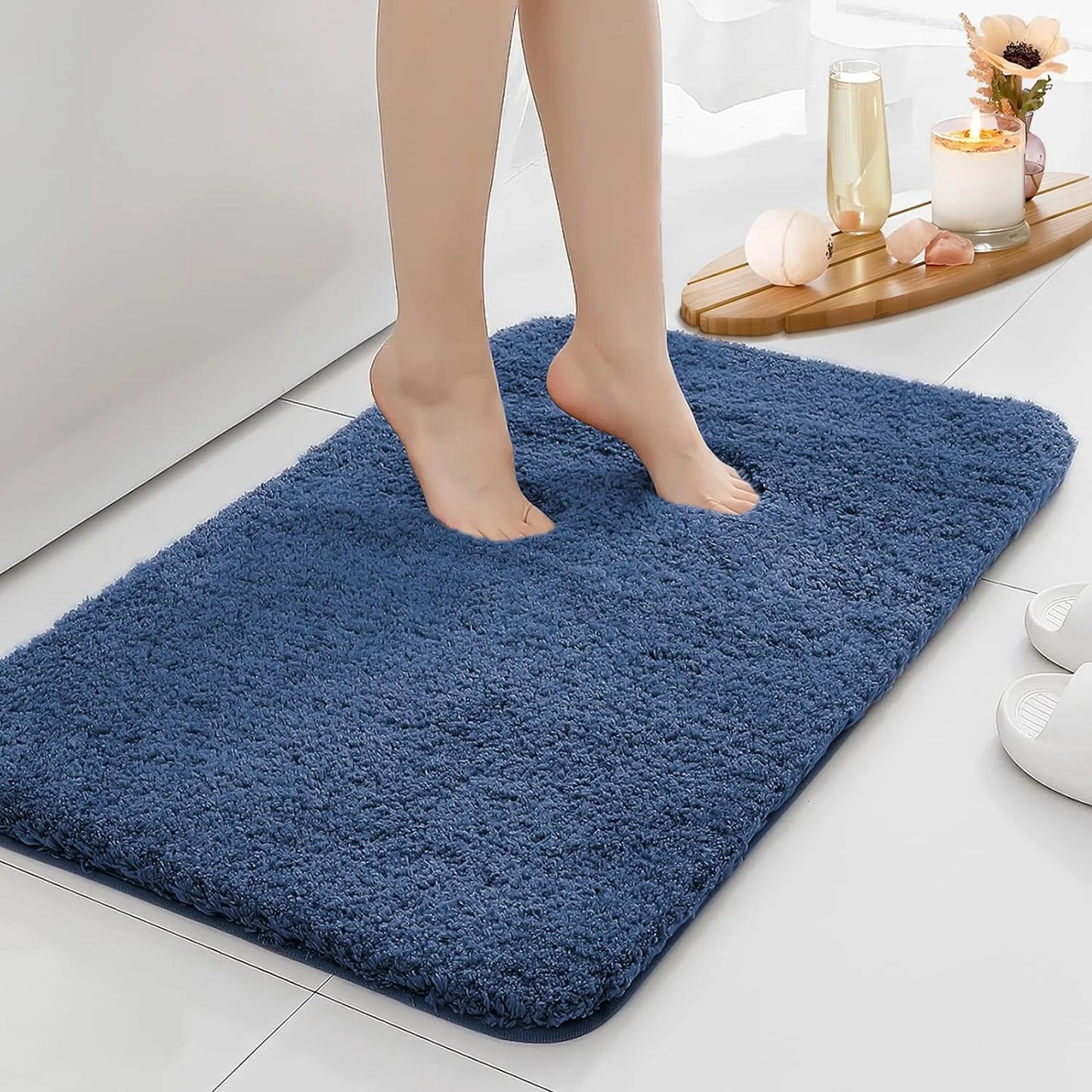 Anti-slip bathroom floor mat